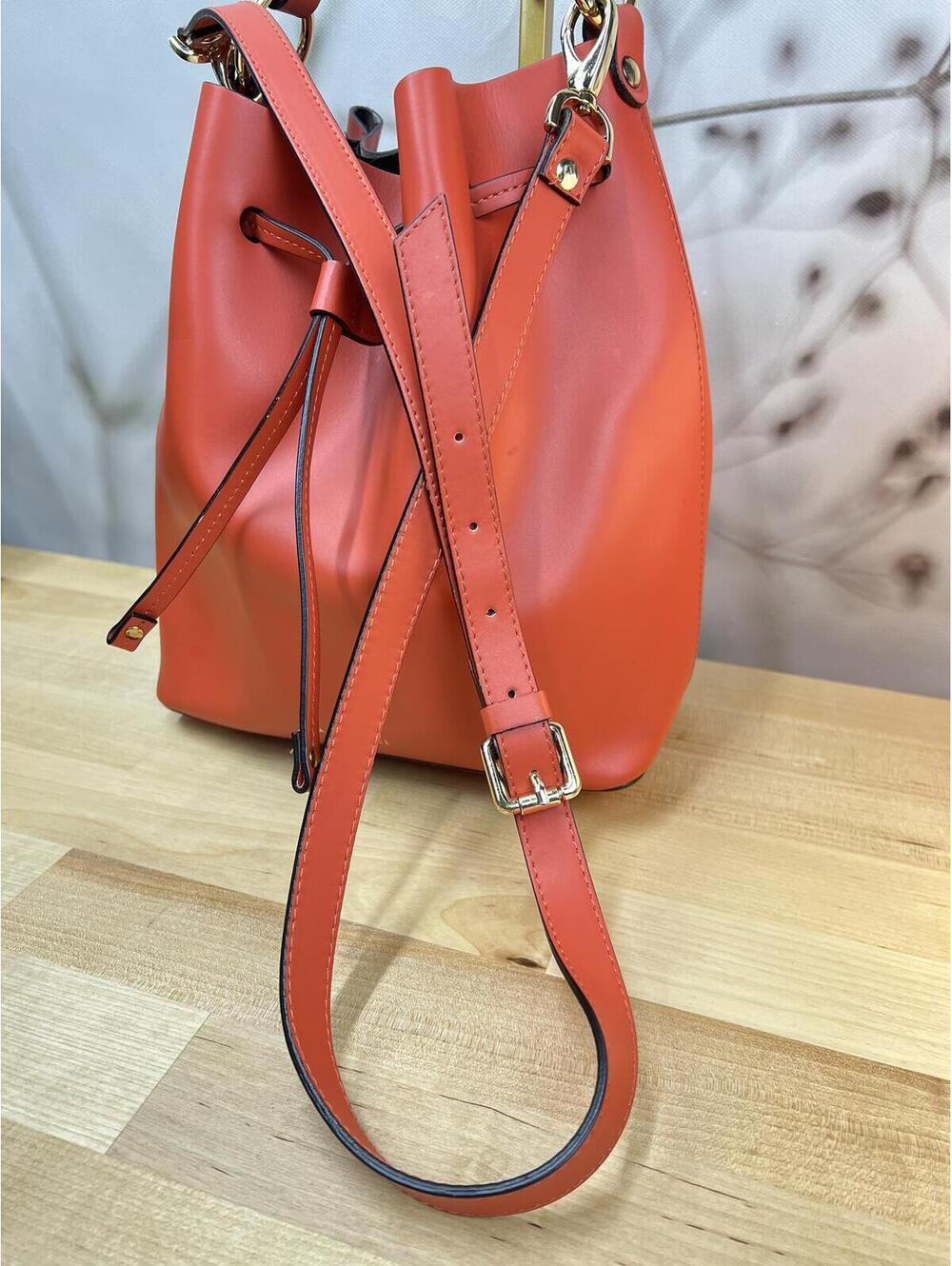 Designer A. Bellucci Bucket Bag, crossbody - Picture 4 of 8